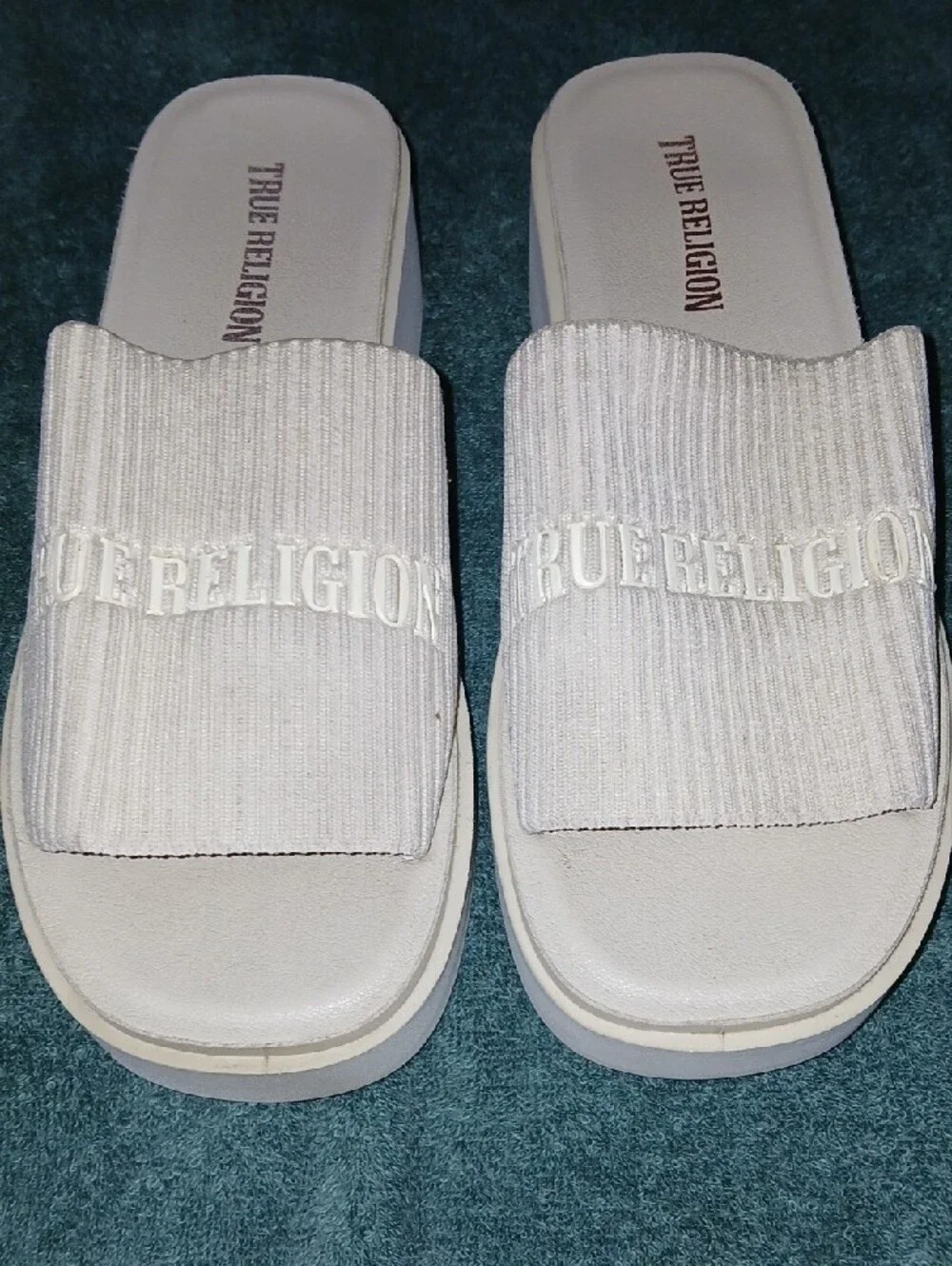 Womens True Religion Jann Cream Platform Ribbed Knit Slide Sandals Sz: 7.5